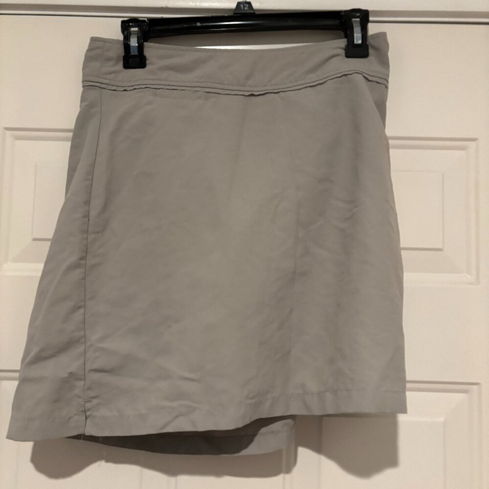 Kavu beige sz  8 athletic type skirt short preloved #169‎